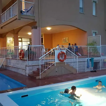 In - Ligurische Riviera 22530