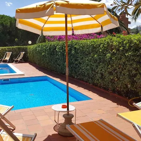 Apartamento In - Ligurische Riviera 22530